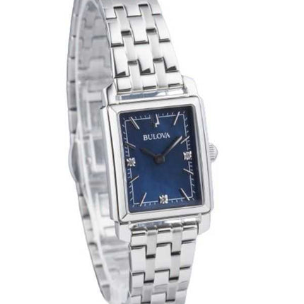 Orologio da donna Bulova Classic Sutton con accenti di diamanti in acciaio inossidabile quadrante blu al quarzo 96P245