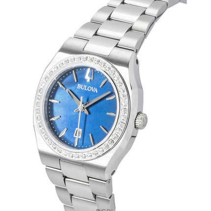 Orologio da donna Bulova Surveyor in acciaio inossidabile con dettagli in diamanti e quadrante in madreperla blu al quarzo 96R246