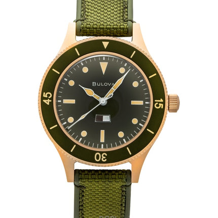 Bulova Mil spedisce l&#39;orologio subacqueo automatico da uomo con quadrante verde in edizione speciale per il 150° anniversario, modello 98A324, 200M
