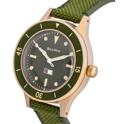 Bulova Mil spedisce l&#39;orologio subacqueo automatico da uomo con quadrante verde in edizione speciale per il 150° anniversario, modello 98A324, 200M