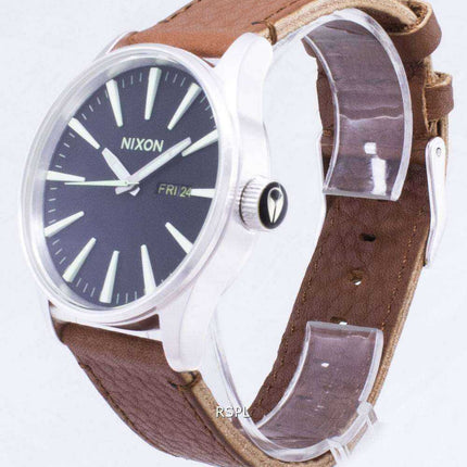 Orologio da uomo Nixon Quartz Sentry in pelle marrone A105-1037-00