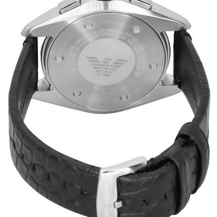 Orologio da uomo Emporio Armani Claudio Cronografo cinturino in pelle nera quadrante nero al quarzo AR11542