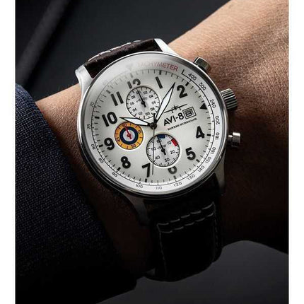 Orologio da uomo AVI-8 Hawker Hurricane Classic Chronograph con quadrante bianco al quarzo AV-4011-01