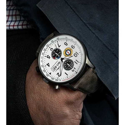 Orologio da uomo AVI-8 Hawker Hurricane Classic Chronograph Ivory Grayscale White Dial Quartz AV-4011-0B
