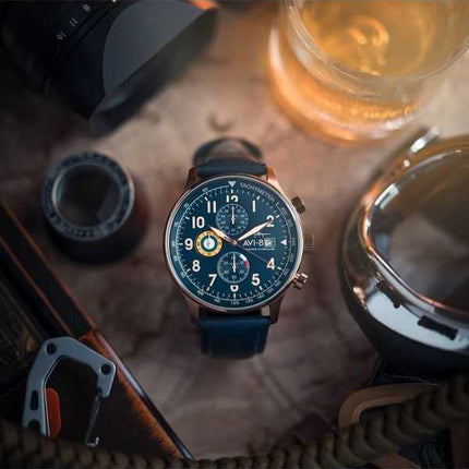 Orologio da uomo AVI-8 Hawker Hurricane classico cronografo regent blu cinturino in pelle quadrante blu al quarzo AV-4011-0Q