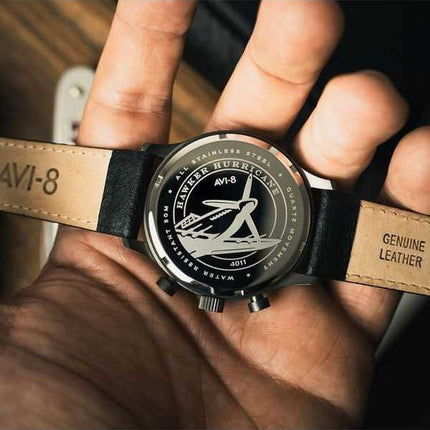Orologio da uomo AVI-8 Hawker Hurricane Classic Chronograph Noire con cinturino in pelle e quadrante nero AV-4011-0R