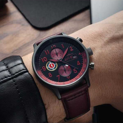 Orologio da uomo AVI-8 Hawker Hurricane Classic Chronograph con cinturino in pelle rosso sangue e quadrante nero al quarzo AV-40