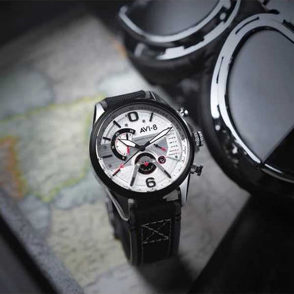 Orologio da uomo AVI-8 Hawker Harrier Dual Retrograde Chronograph quadrante bianco avorio al quarzo AV-4056-07