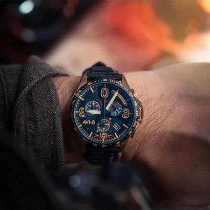 Orologio da uomo AVI-8 P-51 Mustang Blakeslee Cronografo D-Day 80 Edizione limitata Omaha Quadrante nero Quarzo AV-4077-06
