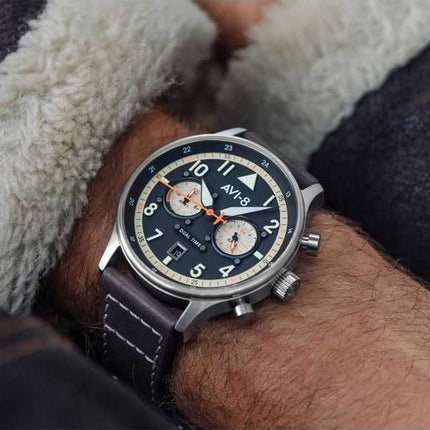 Orologio da uomo AVI-8 Hawker Hurricane Carey Dual Time Manston quadrante nero al quarzo AV-4088-01