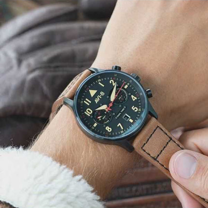 Orologio da uomo AVI-8 Hawker Hurricane Carey Dual Time Debden quadrante nero al quarzo AV-4088-03