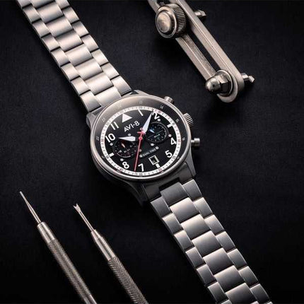 Orologio da uomo AVI-8 Hawker Hurricane Carey Dual Time Rangoon quadrante nero al quarzo AV-4088-11
