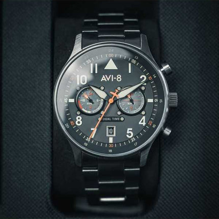 Orologio da uomo AVI-8 Hawker Hurricane Carey Dual Time Gutersloh in acciaio inossidabile con quadrante blu al quarzo AV-4088-22