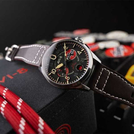 Orologio da uomo AVI-8 Spitfire Lock Chronograph Airfix Edition Raven Black Dial Quartz AV-4089-09
