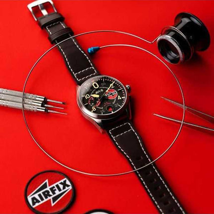 Orologio da uomo AVI-8 Spitfire Lock Chronograph Airfix Edition Raven Black Dial Quartz AV-4089-09