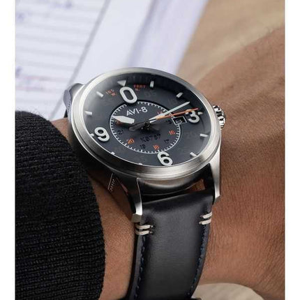 Orologio da uomo automatico AVI-8 Spitfire Smith Birmingham con cinturino in pelle e quadrante blu AV-4090-02