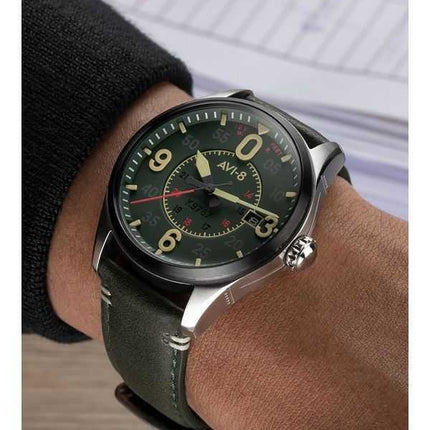 Orologio da uomo automatico AVI-8 Spitfire Smith Reading con cinturino in pelle e quadrante verde AV-4090-03