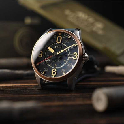 AVI-8 Spitfire Smith Distressed Blue Cinturino in Pelle Quadrante Blu Automatico Orologio da Uomo AV-4090-05
