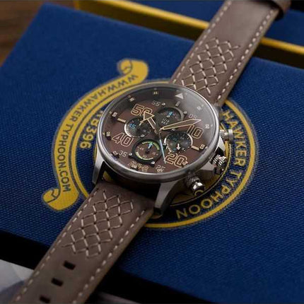 Orologio da uomo AVI-8 Hawker Typhoon Rb396 Sheila cronografo in edizione limitata Westhampnett quadrante marrone al quarzo AV-4