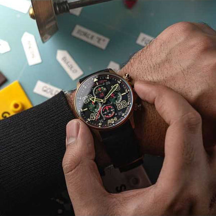 Orologio da uomo AVI-8 Hawker Typhoon Coningham Chronograph D-Day 80 Limited Edition Juno Black Dial Quartz AV-4093-09