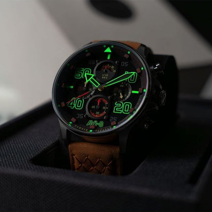 Orologio da uomo AVI-8 Hawker Typhoon Coningham Chronograph Baldwin cinturino in pelle quadrante nero al quarzo AV-4093-0B