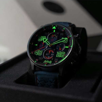 Orologio da uomo AVI-8 Hawker Typhoon Coningham Cronografo Rumbold Cinturino in pelle Quadrante blu Quarzo AV-4093-0C