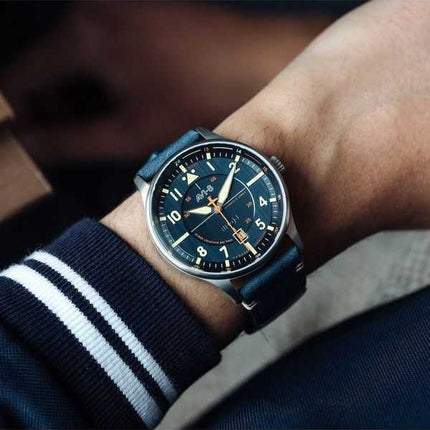 Orologio da uomo automatico Hawker Hurricane Kent AVI-8 Sussex con cinturino in pelle quadrante blu AV-4094-02