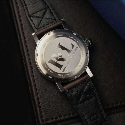 Orologio da uomo AVI-8 Dambuster 80th Anniversary Royal British Legion Meca-Quartz Limited Edition blu navy AV-4108-RBL-02