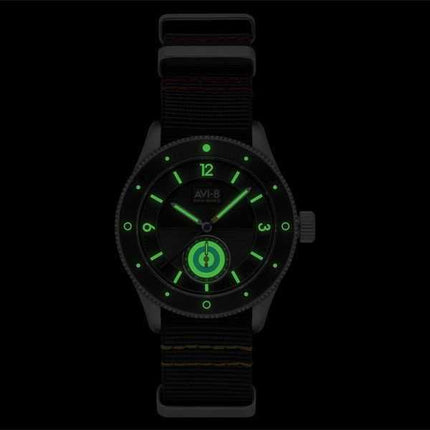 Orologio da uomo AVI-8 Flyboy Airmaster Sector Meca-Quartz Raven Black Nylon Strap Quadrante nero AV-4112-01