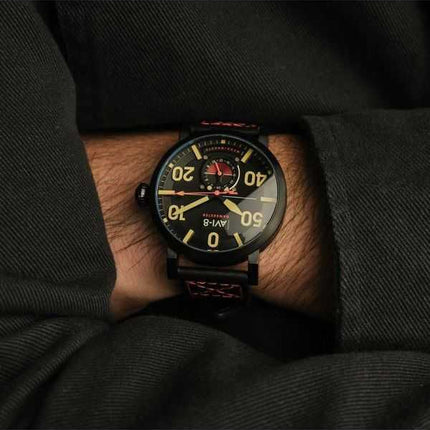 AVI-8 Dambuster Chadwick Meca-Quartz Cinturino in pelle nero carbone Quadrante nero Orologio da uomo AV-4113-03