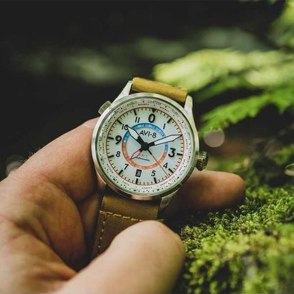 AVI-8 Flyboy Wingman Worldtimer GMT Automatico Cinturino Verde Sabbia Quadrante Crema Orologio da Uomo AV-4120-02 Con Cinturino