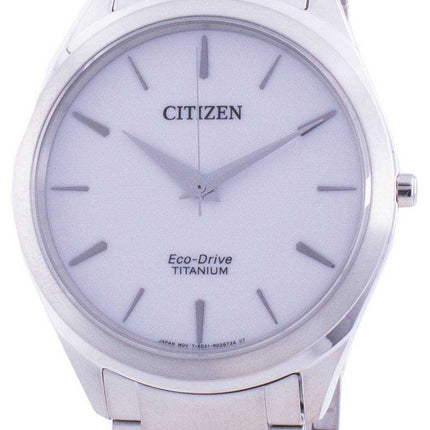 Orologio da uomo Citizen quadrante bianco con cinturino in titanio Eco-Drive BJ6520-82A