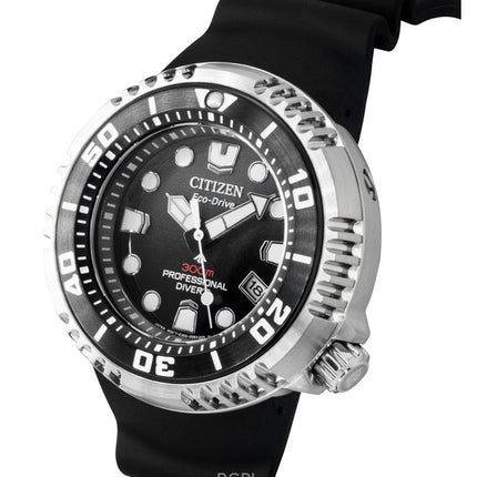 Orologio da uomo Citizen Promaster Eco-Drive Diver&#39;s BN1024-01E 300M con cinturino in gomma e quadrante nero
