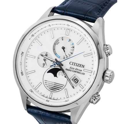 Orologio da uomo Citizen Eco-Drive radiocontrollato con cinturino in pelle e quadrante bianco BY1030-09A, impermeabile fino a 100 metri.