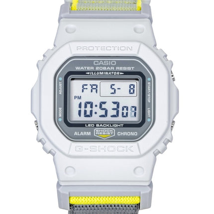 Orologio da uomo Casio G-Shock con cinturino in tessuto, movimento digitale al quarzo, modello DW-5600MNC-7A8, impermeabile fino a 200 metri.