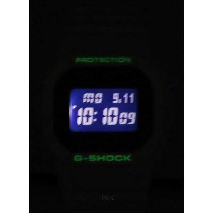 Orologio da uomo Casio G-Shock Sci-Fi World Series digitale al quarzo DW-B5600SF-7 200M