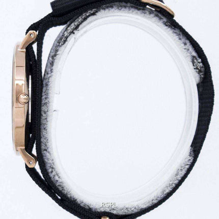 Orologio unisex di quarzo classico nero DW00100150 di Daniel Wellington