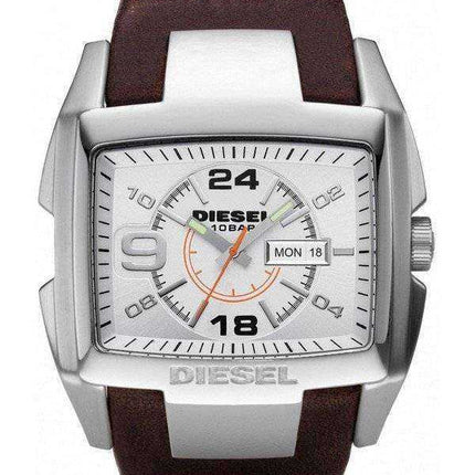 Orologio da uomo Diesel Bugout Silver Dial in pelle marrone WR100M DZ1273