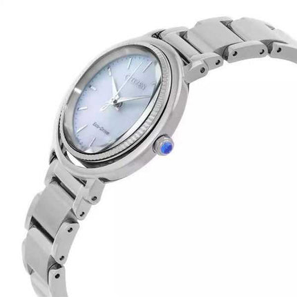Orologio da donna Citizen L Eco-Drive in acciaio inossidabile con quadrante in madreperla blu EM1100-84D