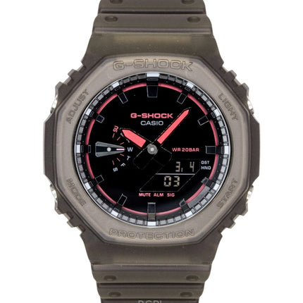 Orologio da uomo Casio G-Shock analogico/digitale con cinturino in resina, quadrante nero, movimento al quarzo, modello GA-2100K-5A, impermeabile fino a 200 metri.