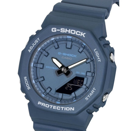 Orologio da donna Casio G-Shock analogico-digitale con cinturino in resina bio-based, quadrante blu, movimento al quarzo, modello GMA-P2100BA-2A, impermeabile fino a 200 metri.