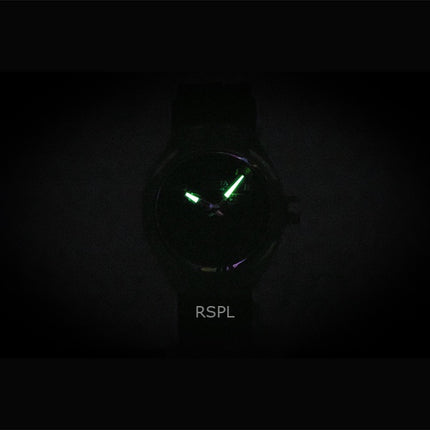 Orologio da uomo Invicta Racing con cinturino in silicone e quadrante nero al quarzo 47724