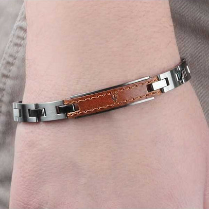 Bracciale da uomo Maserati Jewels in pelle e acciaio inossidabile JM218AMD01