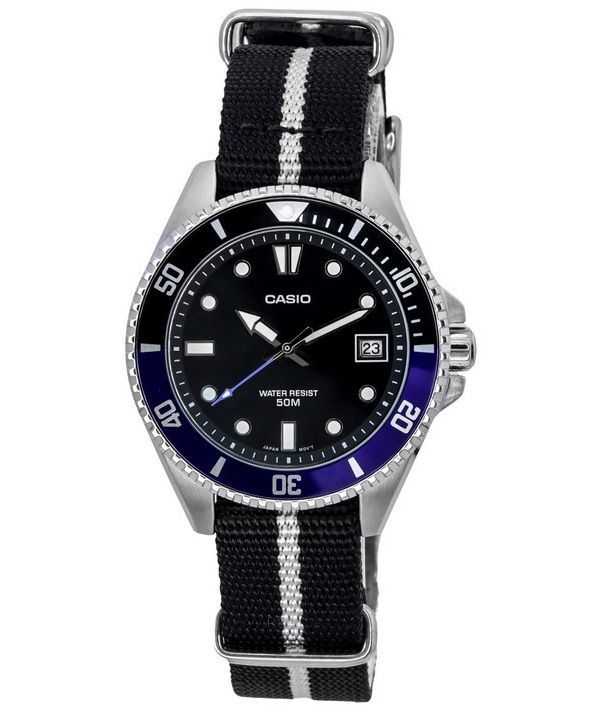 Orologio da uomo Casio analogico standard con cinturino in tessuto quadrante nero al quarzo MDV-10C-1A2