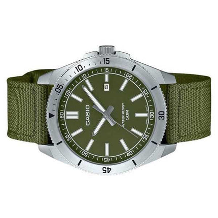 Orologio da uomo Casio MTP-B155C-3E con cinturino in tessuto analogico standard quadrante verde al quarzo