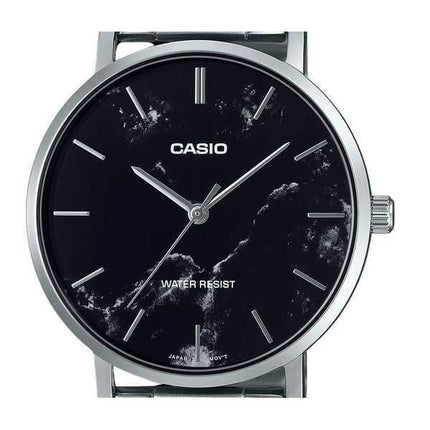 Orologio da uomo Casio Standard Analogico in acciaio inossidabile con quadrante nero ispirato al marmo e al quarzo MTP-VT01DM-1A