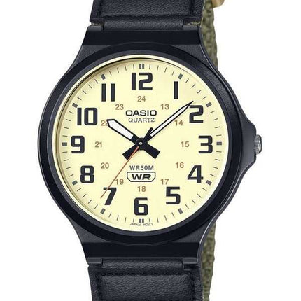 Orologio da uomo Casio Standard Analogico Cinturino in tessuto Quadrante beige Quarzo MW-240B-3BV