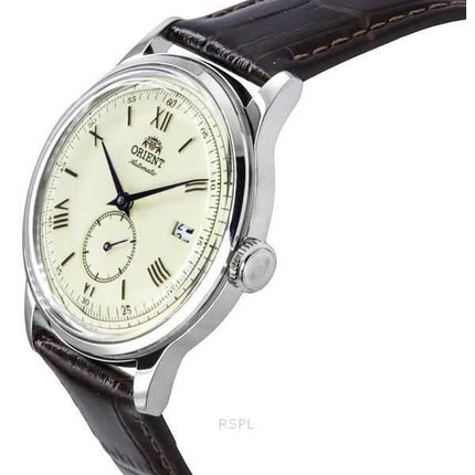 Orologio da uomo Orient Classic Bambino Version 2 Small Seconds cinturino in pelle marrone quadrante champagne automatico RA-AP0