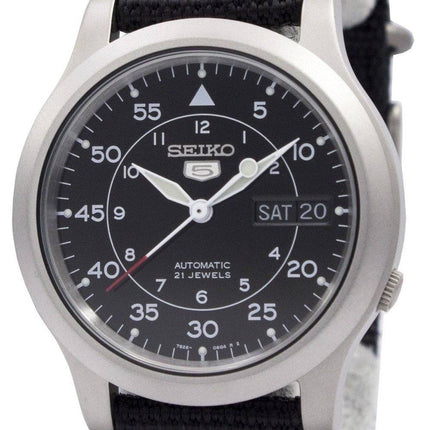 Orologio da uomo automatico Seiko 5 con quadrante nero militare ricondizionato SNK809K2