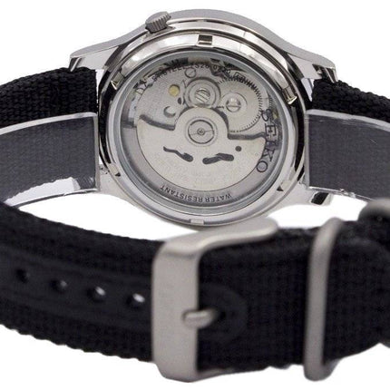 Orologio da uomo automatico Seiko 5 con quadrante nero militare ricondizionato SNK809K2